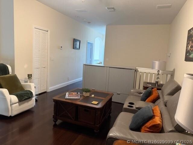 Building Photo - 504 W Palm Aire Dr