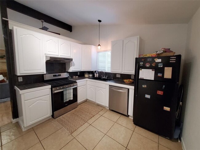 Building Photo - 924 Acorn Oaks Dr