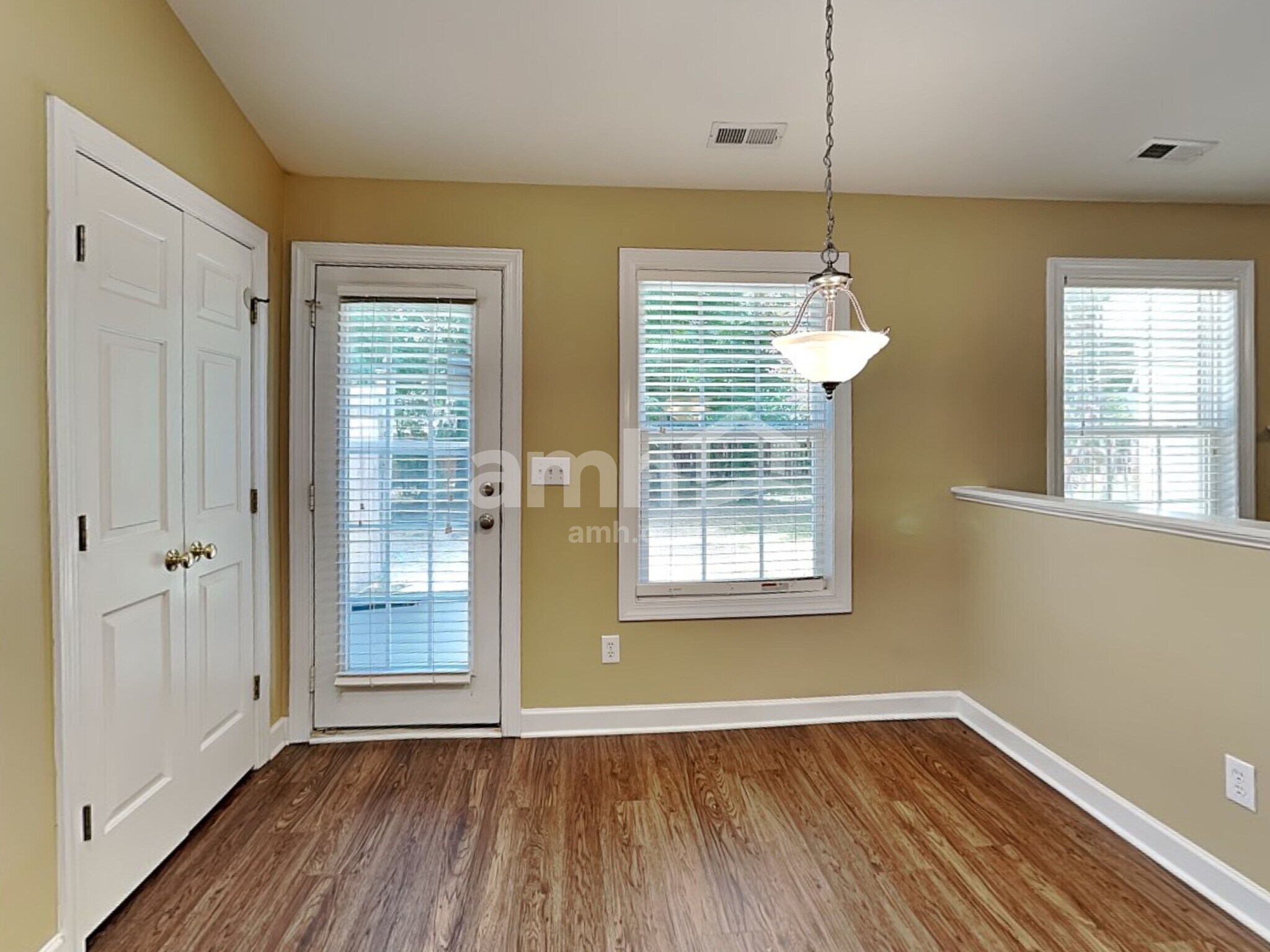 Building Photo - 101 Tyler Gate Ln