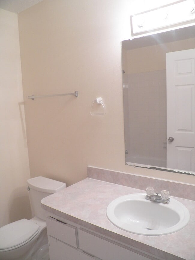 Building Photo - 3621 N 54th St