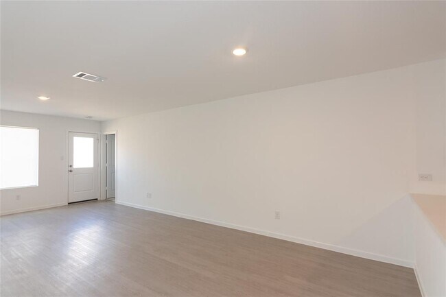 Building Photo - 149 Star Packer Ln