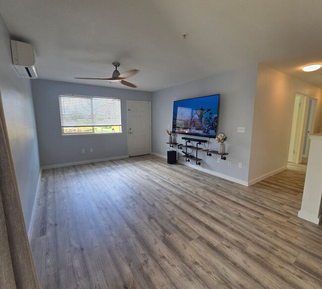 Building Photo - Unfurnished 3/2 Kamalani Condo