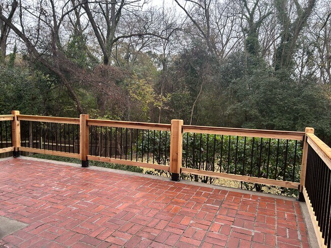 Building Photo - 1679 S Milledge Ave