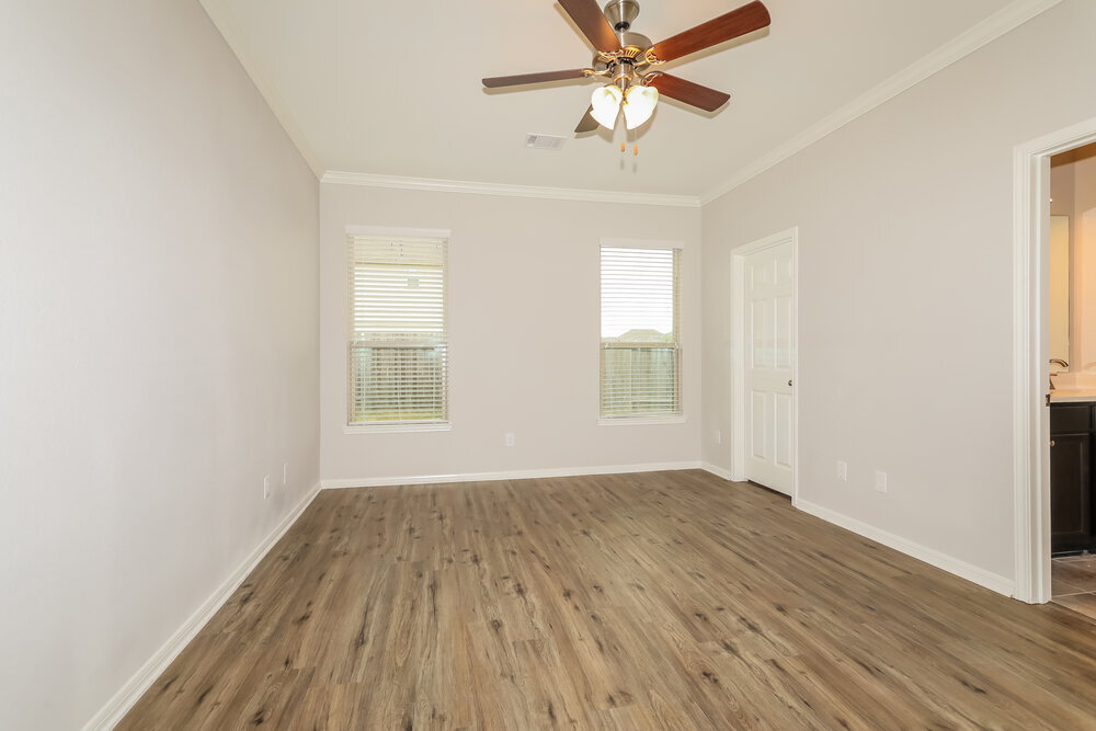 Building Photo - 23006 Silver Linden Ct