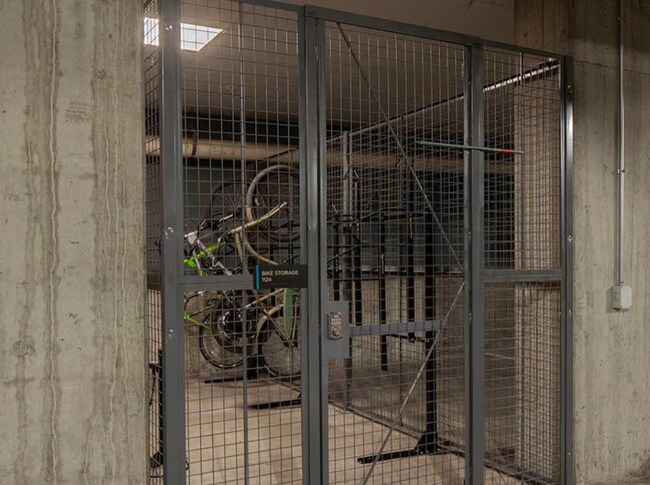 Building Photo - 1620 Platte St