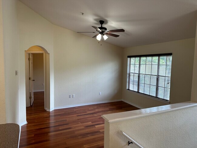 Building Photo - 862 Grand Regency Pointe
