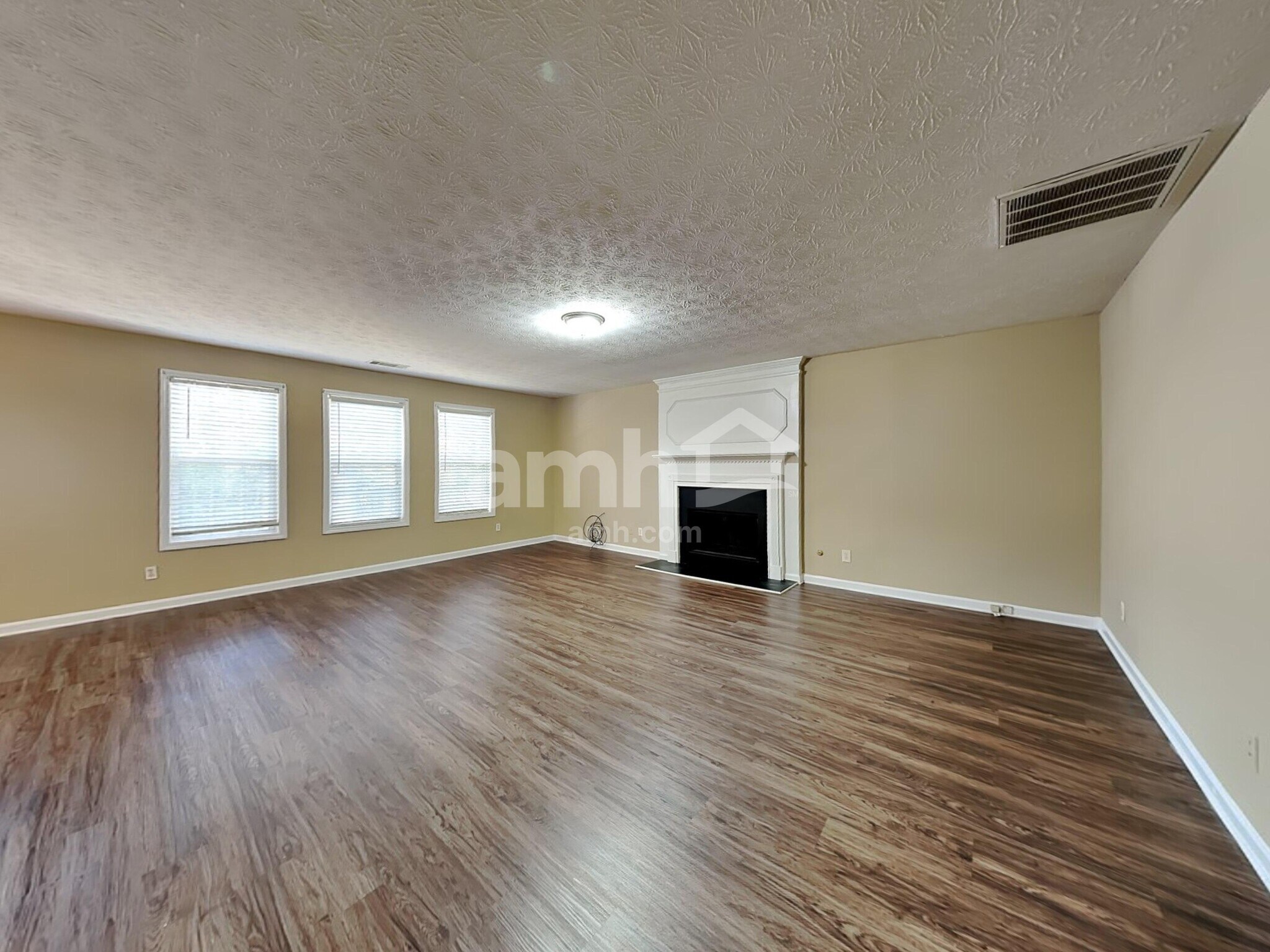 Building Photo - 3512 Kittery Dr SW