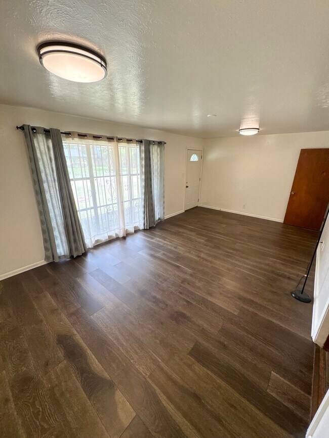 Building Photo - Shreveport Home!