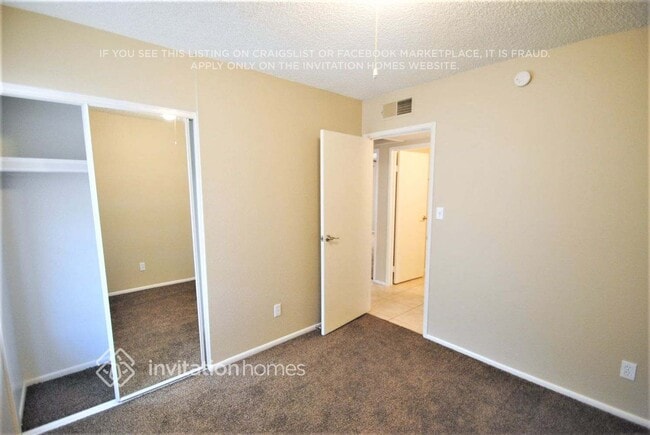 Building Photo - 6117 W Mauna Loa Ln