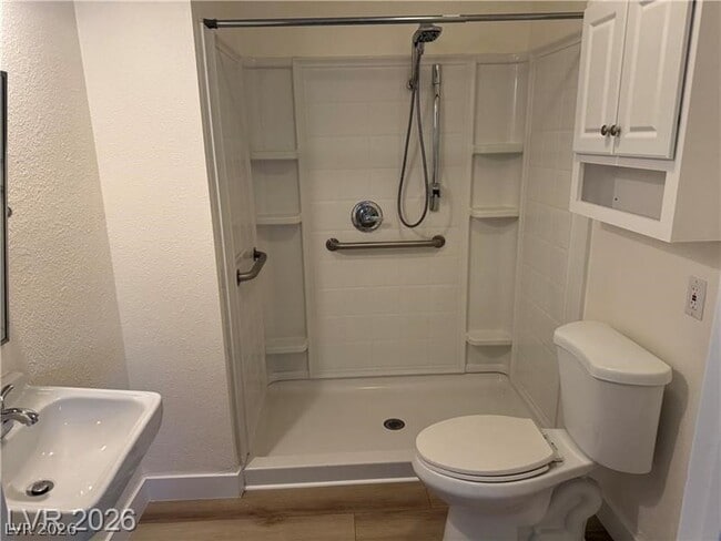 Building Photo - 119 E Van Wagenen St