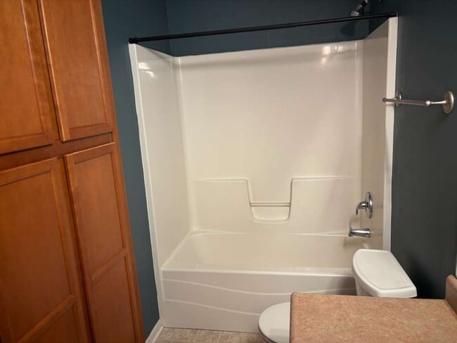 Building Photo - 1636 NW 45th St