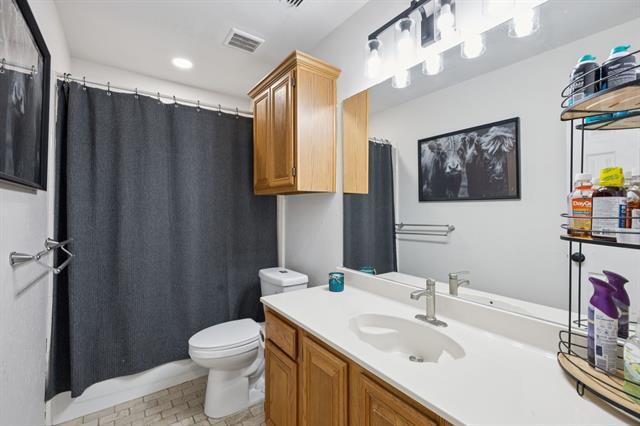 Building Photo - 1823 Dew Valley Dr