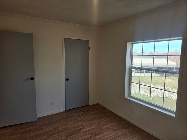 Building Photo - 18237 Loyalty Ln