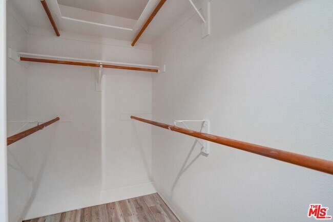 Building Photo - 11960 Iowa Ave