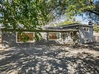 Building Photo - 3824 Sunset Ave