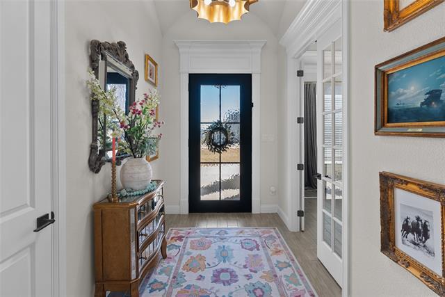 Building Photo - 256 Agua Linda Dr