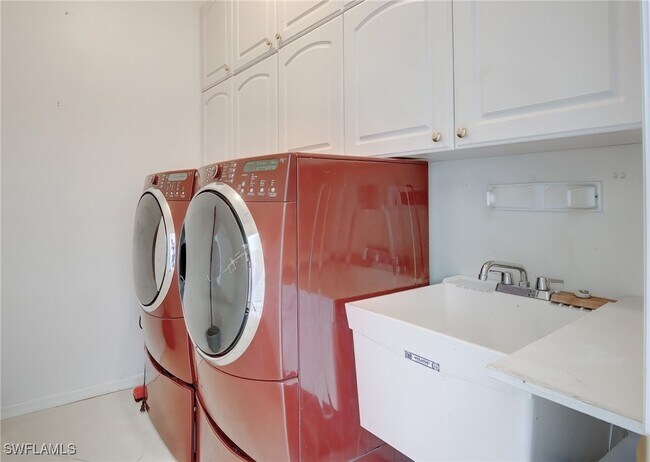 Building Photo - 25680 Springtide Ct
