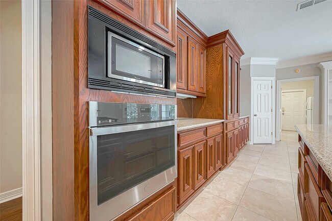 Building Photo - 66 Blooming Grove Ln