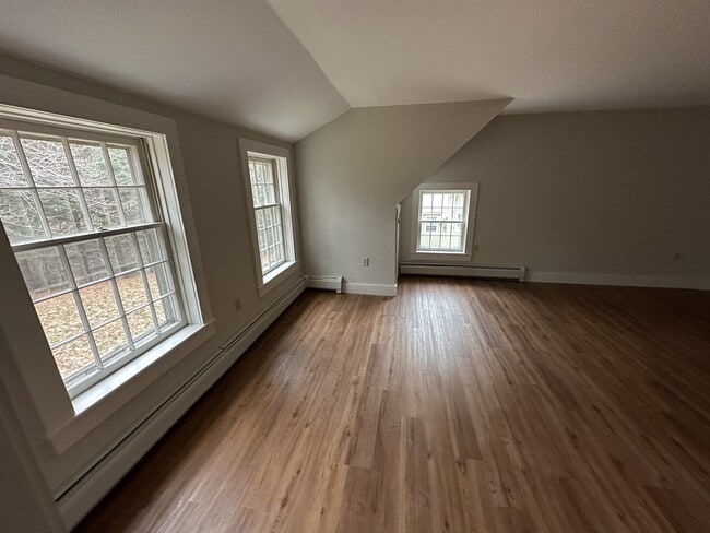 Building Photo - 618 Shearer Hill Rd