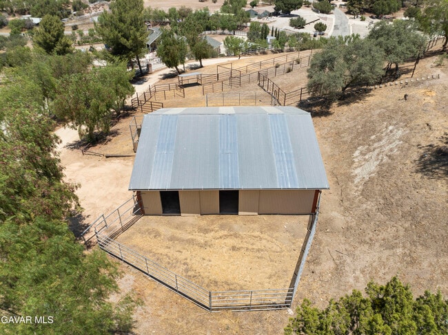 Building Photo - 13620 Pales Rd