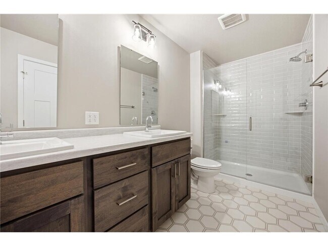 Building Photo - 4759 32nd St S