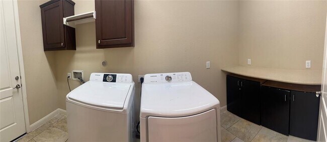 Building Photo - 19839 Driver Forest Dr