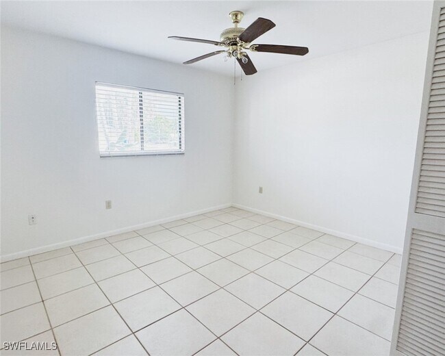 Building Photo - 699 110th Ave N