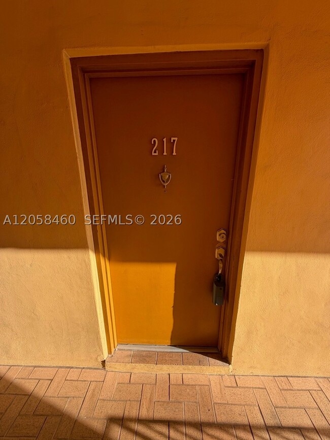 Building Photo - 9300 W Flagler St