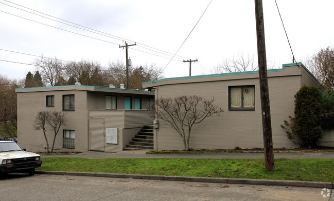 Building Photo - 78th Street Apartments