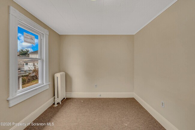 Building Photo - 1315-1319 Wyoming Ave