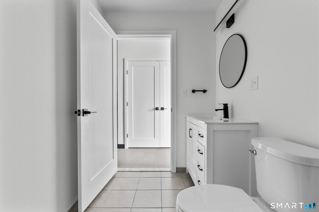 Building Photo - 480 Myrtle St