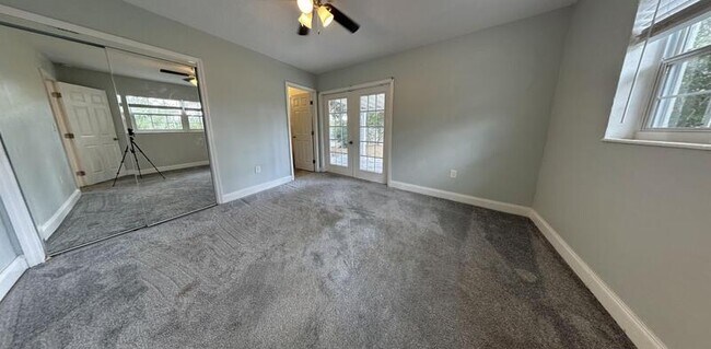 Building Photo - 9401 88th Way N