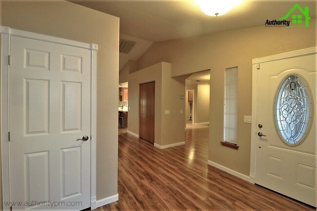 Building Photo - 1708 Gold Hills Dr