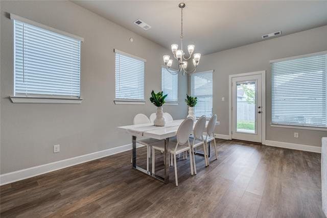 Building Photo - "Lovely 3-Bedroom, 2.5-Bath Home with Gourmet Kitchen and Inviting Indoor-Outdoor Living!"