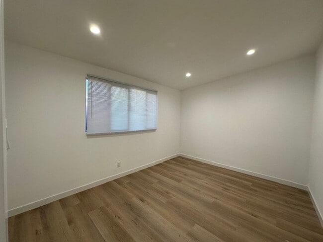 Building Photo - Completely remodeled 4+2 sprawled across a charming street in a beautiful pocket of Reseda