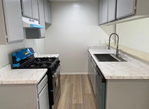 Building Photo - 14743 Sylvan St