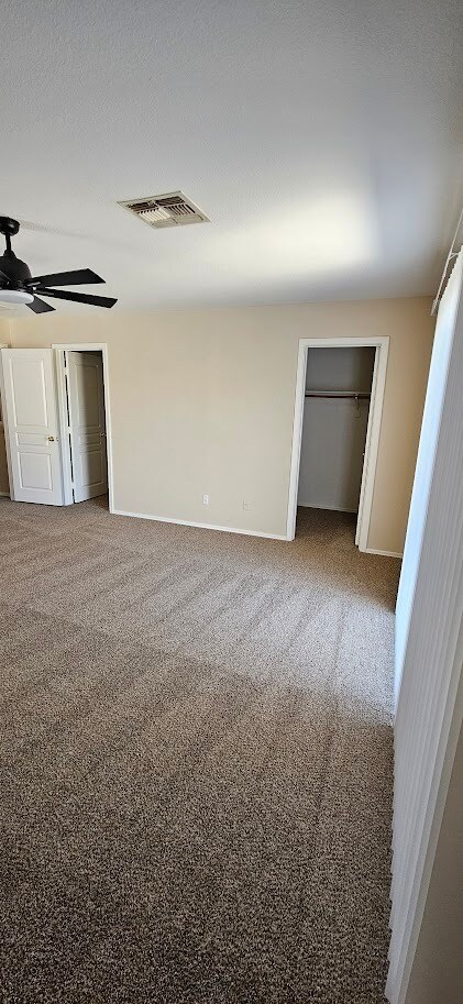Building Photo - Fantastic 5BEDROOM+LOFT / 3 BATH home For ...