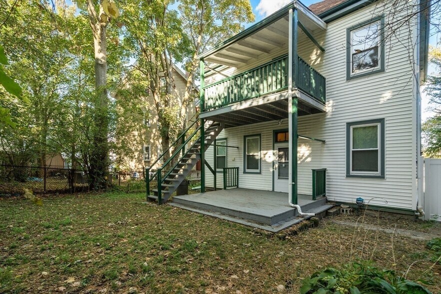 Building Photo - 38 Juniper St