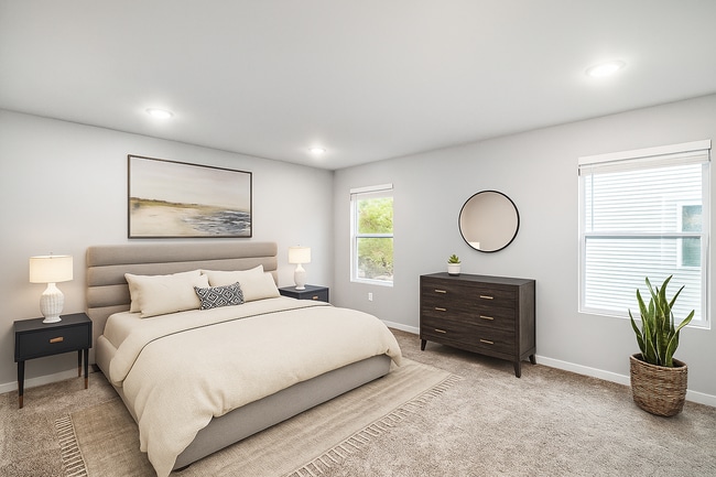 Building Photo - Brand New 5 Bedroom Condo!