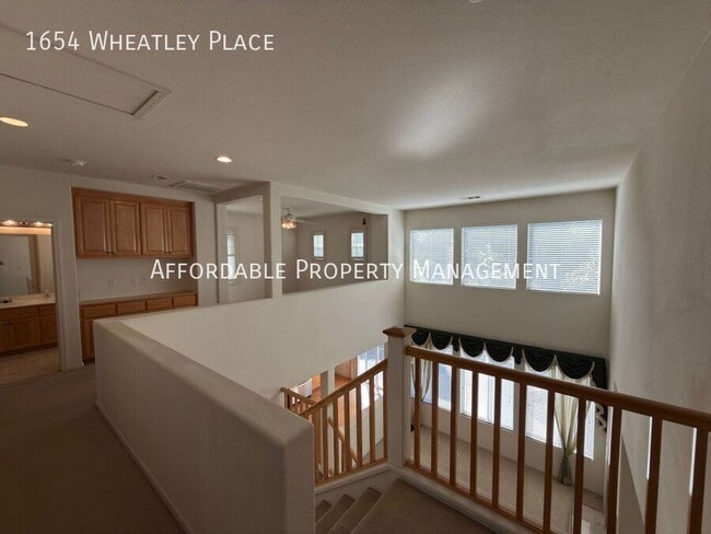 Building Photo - 1654 Wheatley Pl