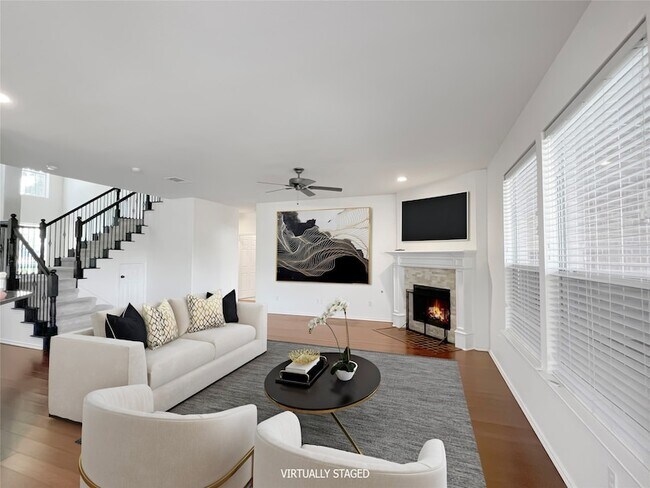 Building Photo - 9705 Hickory St