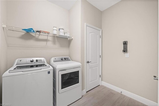 Building Photo - 2318 Sawyers Hill Rd