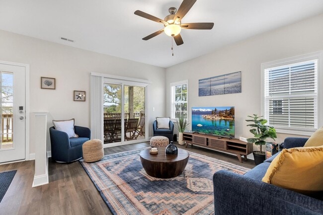 Building Photo - Amazing Rental Coming Soon (Late October-2...