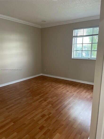 Building Photo - 3810 San Simeon Cir