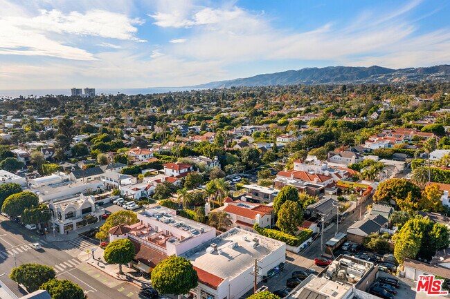 Building Photo - 723 Euclid St