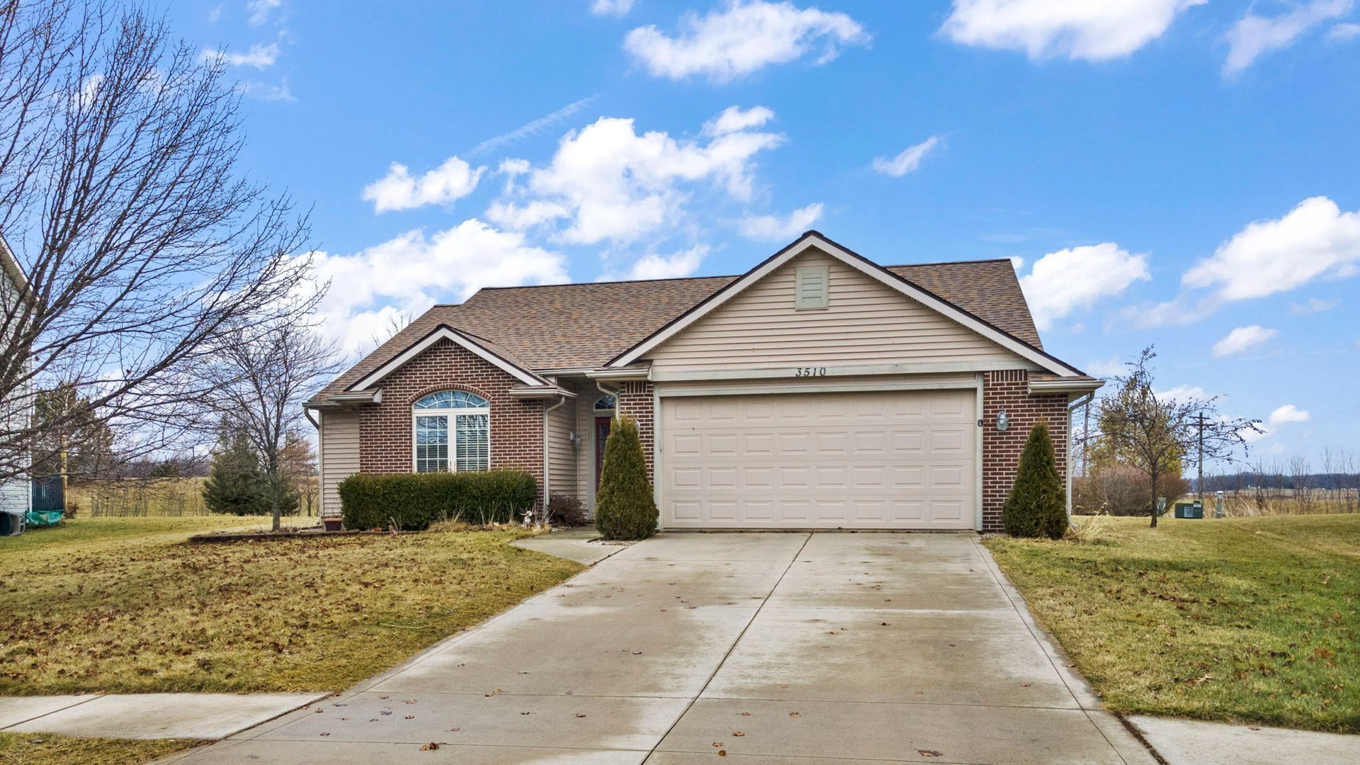 Building Photo - 3510 Flowing Brook Dr