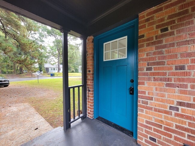 Building Photo - Every detail has been thoughtfully refreshed! AHA Ok