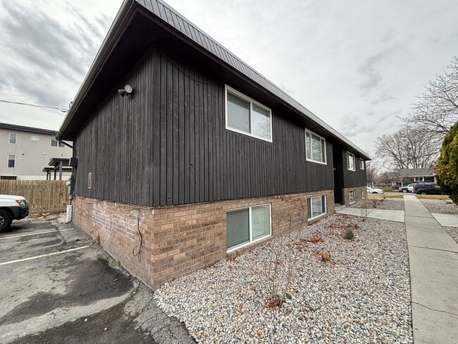 Building Photo - 1403 S 300 E