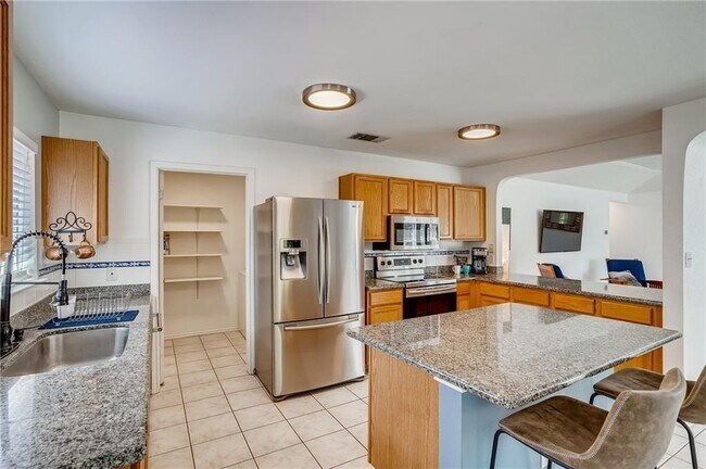 Building Photo - 1020 Skylark Hill Ln