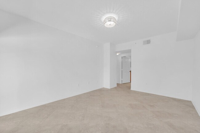 Building Photo - 4907 Midtown Ln